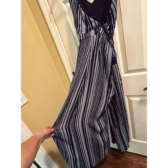 Lulus Jumpsuit Womens XL Blue White Stripe Wide Leg Sleeveless Tie Back V-Neck - Picture 6 of 6